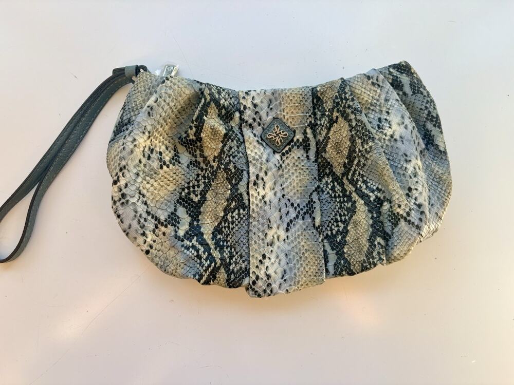 Simply Vera Clutch Wristlet Y2K Blue Snake Print Satin Lining Wallet Purse